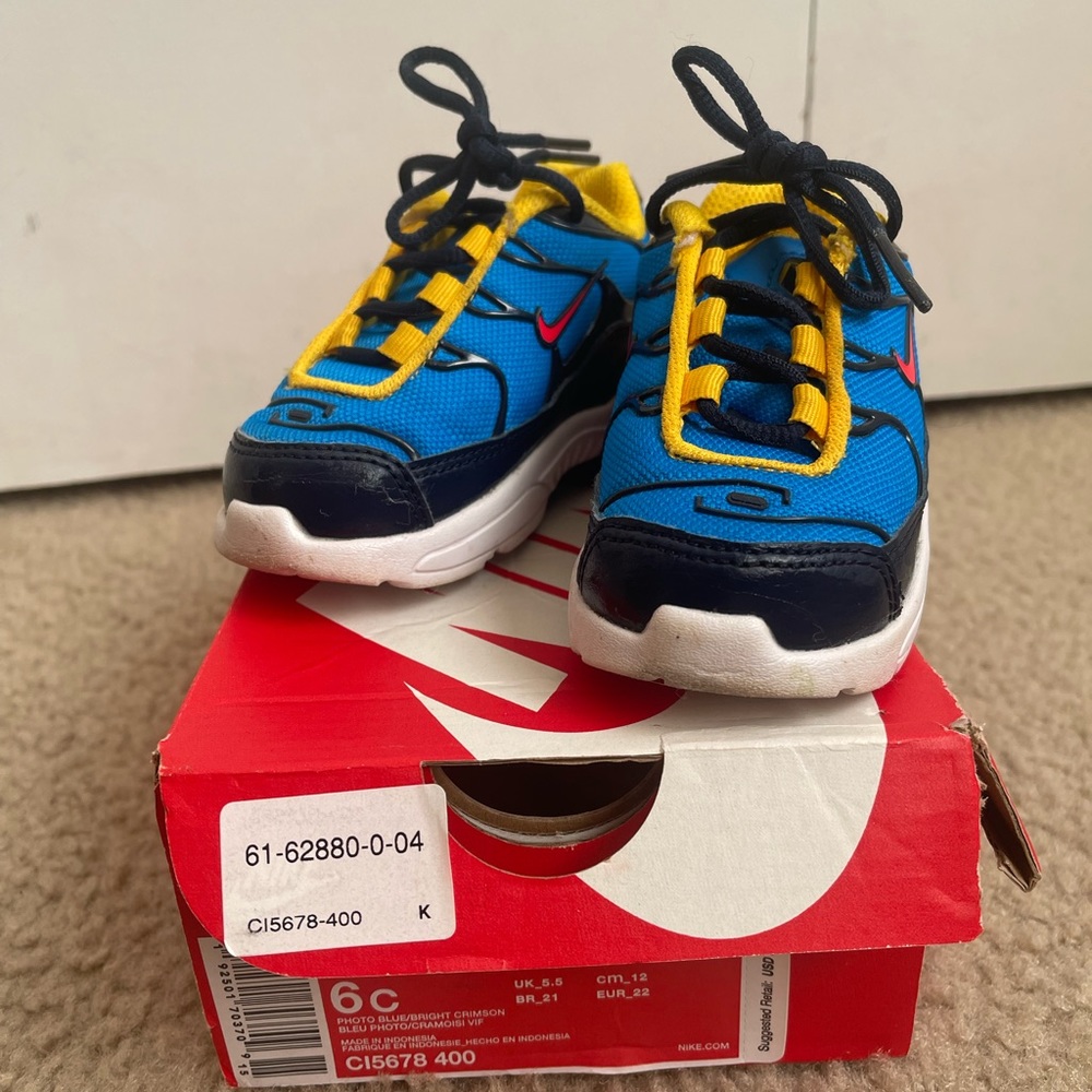 NIKE LITTLE AIR MAX PLUS - Picture 2 of 4